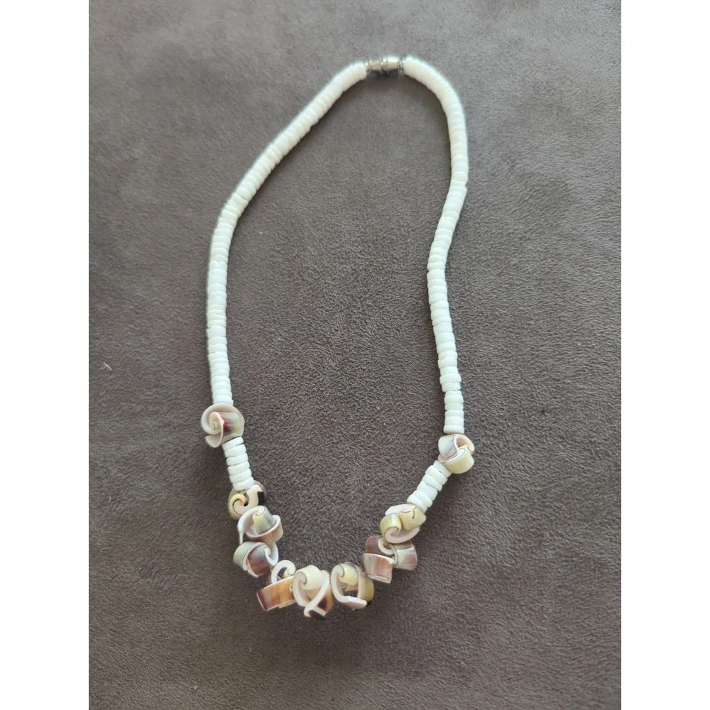 Hawaiian Shell Necklace - 14 Inches Long